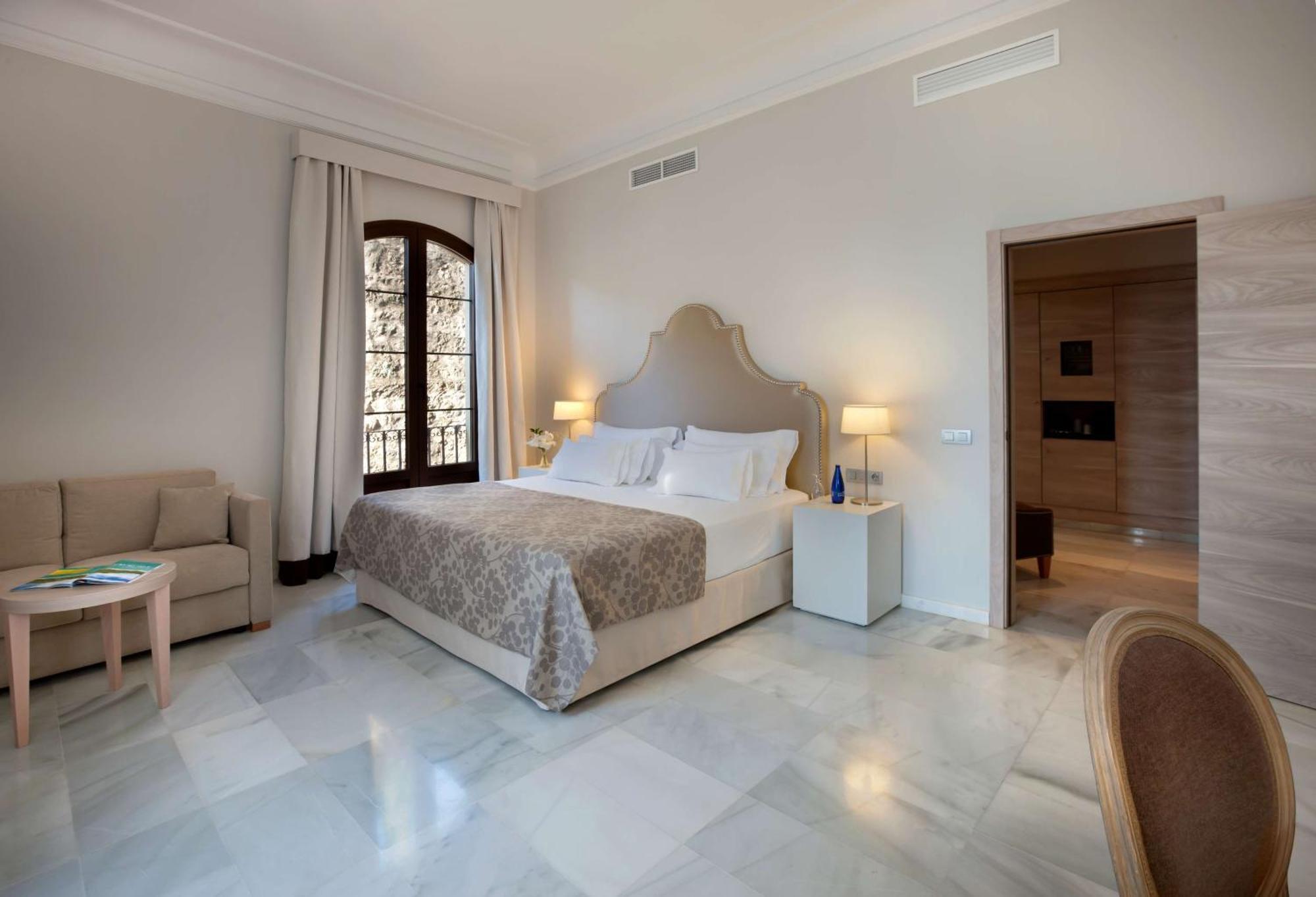 Nh Collection Amistad Cordoba Luaran gambar